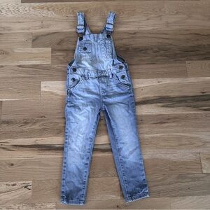 Oshkosh Light Denim Overalls Size 4